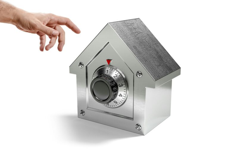 Alarm w domu. Czy potrzebny?